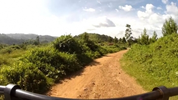 EQUATORIA: viaggio tra Uganda e Kenya lungo l'equatore